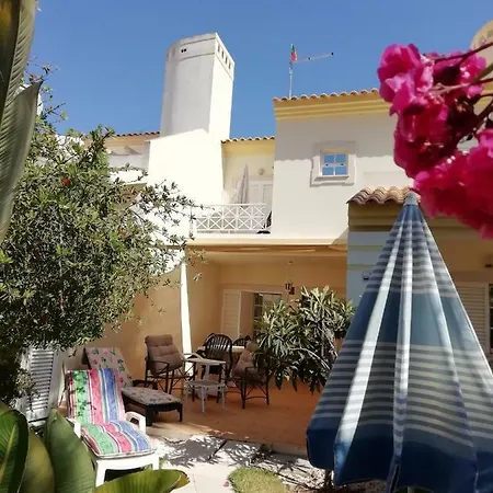 Vila Isamar Homestay