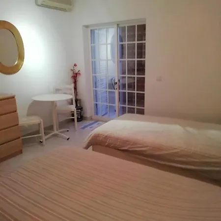 Homestay Vila Isamar Albufeira