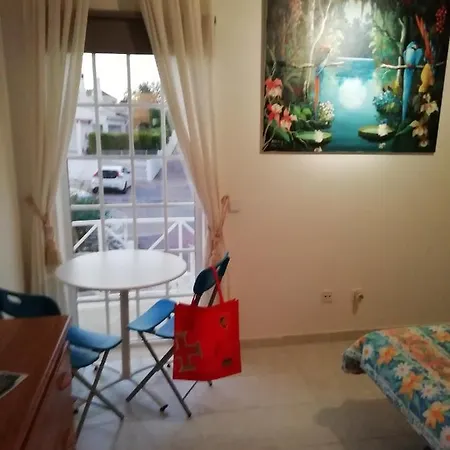 Vila Isamar *
